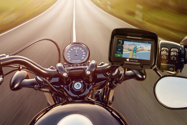 NAVITEL G550 MOTO-1