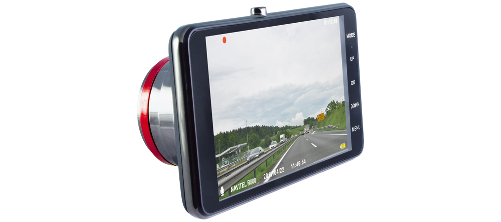 NAVITEL R800